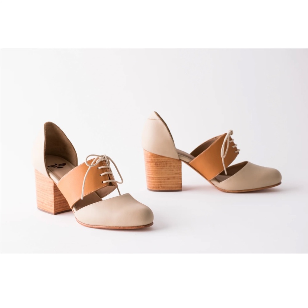 Ellie Pumps
